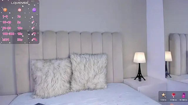Snapshot of atenea_roberts chatting on 15, 9, 2025 atenea roberts online show from 15, 9, 2025