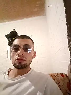 Suggarwhite18CM online show from 10, 11, 2025