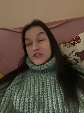 Snapshot of Alice__grace chatting on 1, 1, 2025 Alice grace online show from 1, 1, 2025