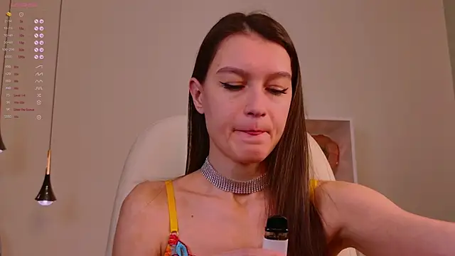 Snapshot of Alice__grace chatting on 31, 1, 2025 Alice grace online show from 31, 1, 2025