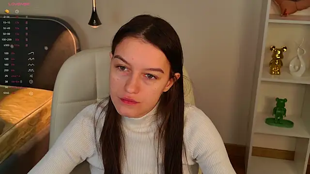 Snapshot of Alice__grace chatting on 31, 1, 2025 Alice grace online show from 31, 1, 2025