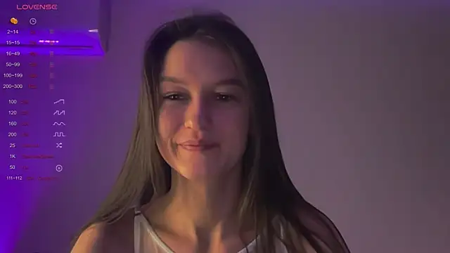 Snapshot of Alice__grace chatting on 11, 2, 2025 Alice grace online show from 11, 2, 2025