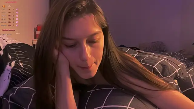 Snapshot of Alice__grace chatting on 27, 2, 2025 Alice grace online show from 27, 2, 2025