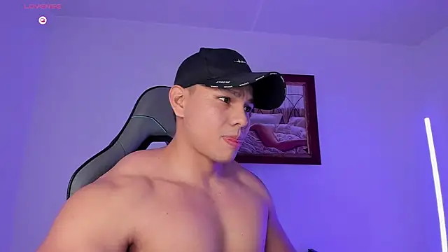 Snapshot of RoyConstance chatting on 14, 1, 2026 RoyConstance online show from 14, 1, 2026