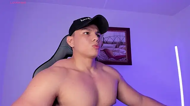 Snapshot of RoyConstance chatting on 16, 1, 2026 RoyConstance online show from 16, 1, 2026