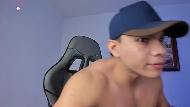 Snapshot of RoyConstance chatting on 31, 3, 2026 RoyConstance online show from 31, 3, 2026