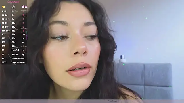 Snapshot of Soffimoon_ chatting on 25, 6, 2026 Soffimoon online show from 25, 6, 2026