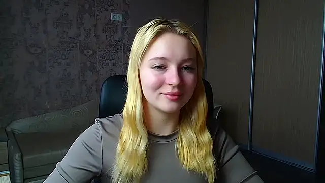 Snapshot of Milka_kiss_ chatting on 19, 2, 2026 Milka kiss online show from 19, 2, 2026