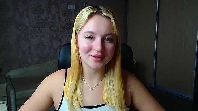 Snapshot of Milka_kiss_ chatting on 23, 2, 2026 Milka kiss online show from 23, 2, 2026