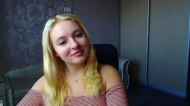 Snapshot of Milka_kiss_ chatting on 6, 3, 2026 Milka kiss online show from 6, 3, 2026