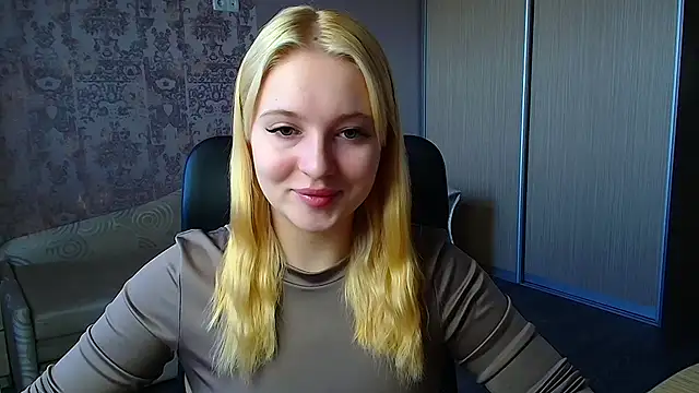 Snapshot of Milka_kiss_ chatting on 7, 3, 2026 Milka kiss online show from 7, 3, 2026