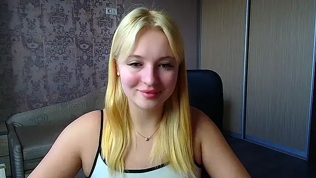 Snapshot of Milka_kiss_ chatting on 9, 3, 2026 Milka kiss online show from 9, 3, 2026