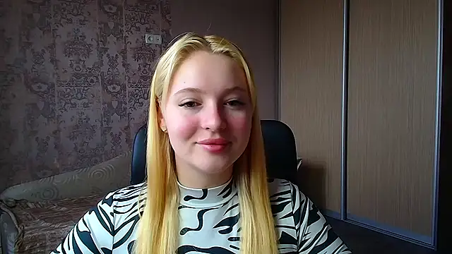 Snapshot of Milka_kiss_ chatting on 19, 3, 2026 Milka kiss online show from 19, 3, 2026