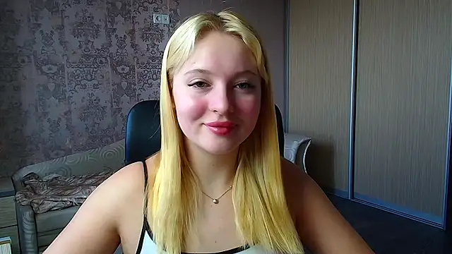 Snapshot of Milka_kiss_ chatting on 23, 3, 2026 Milka kiss online show from 23, 3, 2026