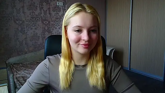 Snapshot of Milka_kiss_ chatting on 27, 3, 2026 Milka kiss online show from 27, 3, 2026