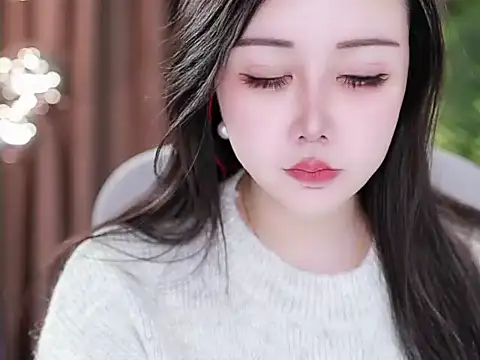 Qiaoqiao  online show from 10, 1, 2025