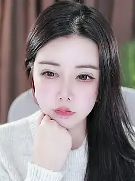 Qiaoqiao  online show from 10, 1, 2025