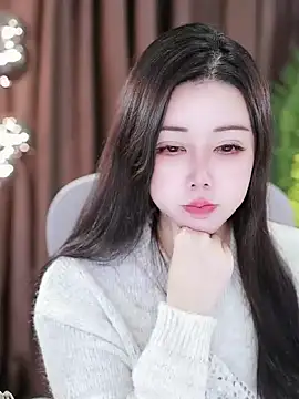 Qiaoqiao  online show from 12, 1, 2025