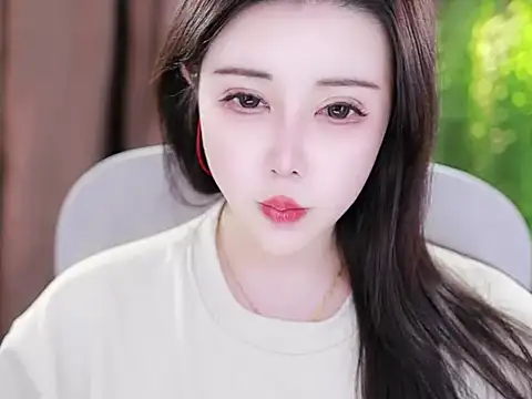 Qiaoqiao  online show from 8, 2, 2025