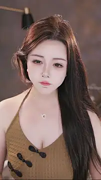 Qiaoqiao  online show from 30, 10, 2025