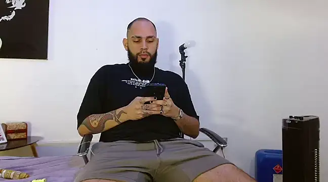 Snapshot of samir_music chatting on 3, 12, 2024 samir music online show from 3, 12, 2024