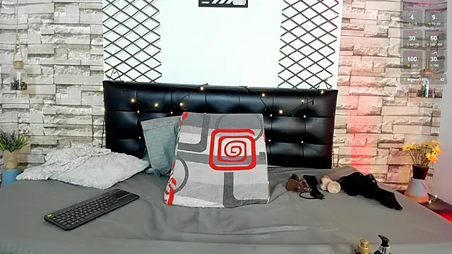 VioletaQueen  online show from 13, 1, 2025