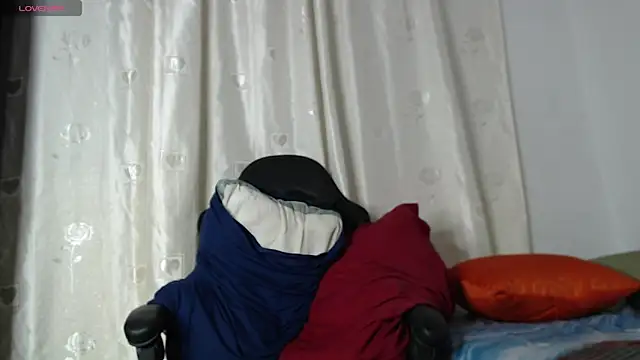 tizziano castillo  online show from 9, 1, 2025