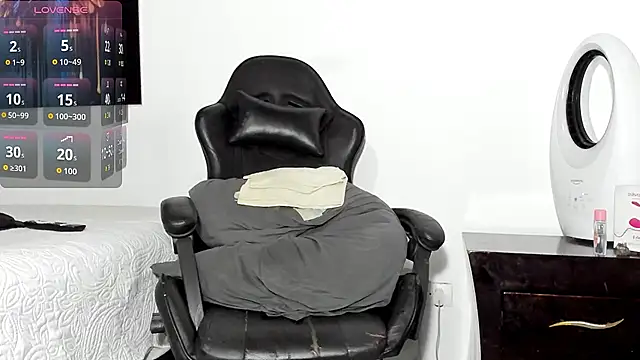 tizziano castillo  online show from 16, 3, 2026