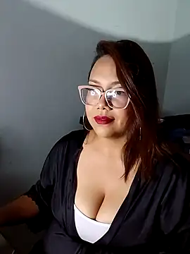 Snapshot of rainhavenus2024 chatting on 7, 1, 2025 rainhavenus2024 online show from 7, 1, 2025