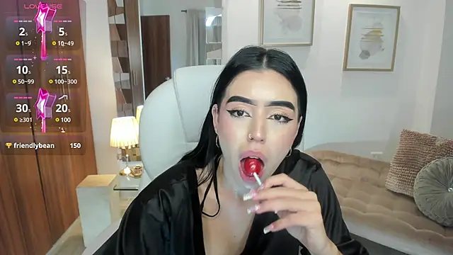 zoee jackson online show from 7, 1, 2025