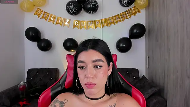 Snapshot of zoee_jackson chatting on 16, 4, 2026 zoee jackson online show from 16, 4, 2026