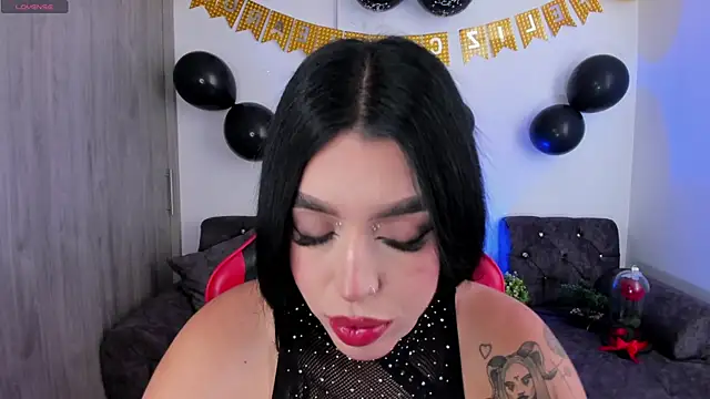 Snapshot of zoee_jackson chatting on 19, 4, 2026 zoee jackson online show from 19, 4, 2026