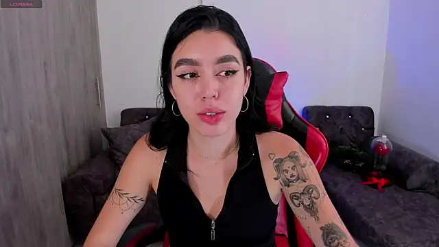 Snapshot of zoee_jackson chatting on 16, 5, 2026 zoee jackson online show from 16, 5, 2026