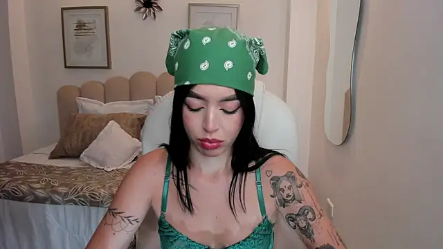 Snapshot of zoee_jackson chatting on 21, 5, 2026 zoee jackson online show from 21, 5, 2026