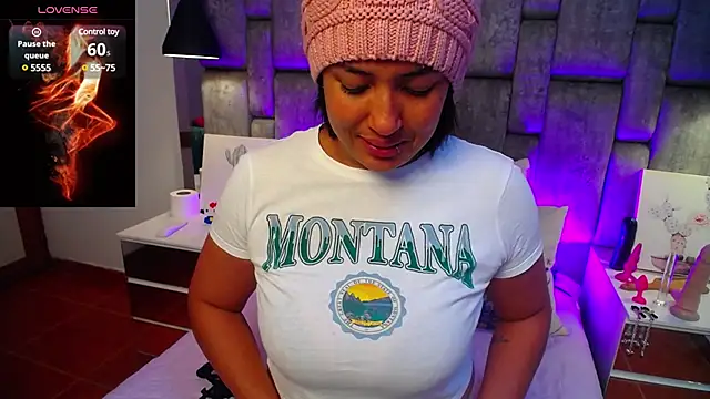 MirandaDream2 online show from 4, 1, 2025