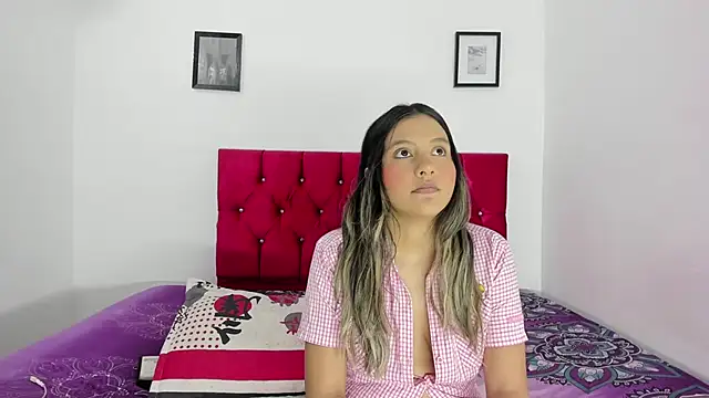 Snapshot of couple78coraje chatting on 7, 2, 2025 couple78coraje online show from 7, 2, 2025