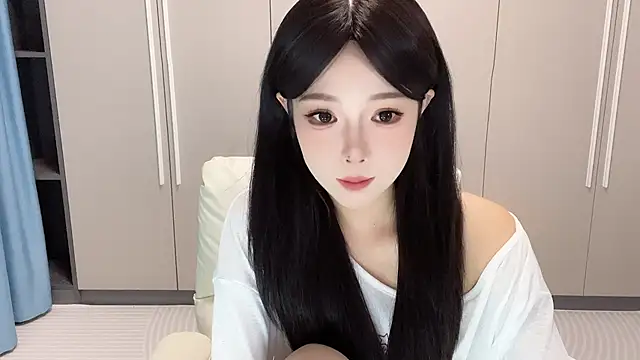 Q-ing online show from 19, 9, 2025