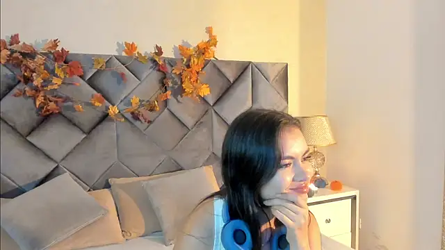 Luisa0110 online show from 16, 10, 2025