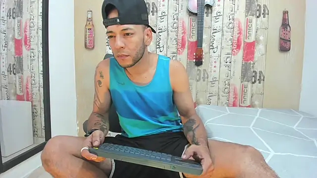 Snapshot of Andrey_u92 chatting on 8, 2, 2025 Andrey u92 online show from 8, 2, 2025