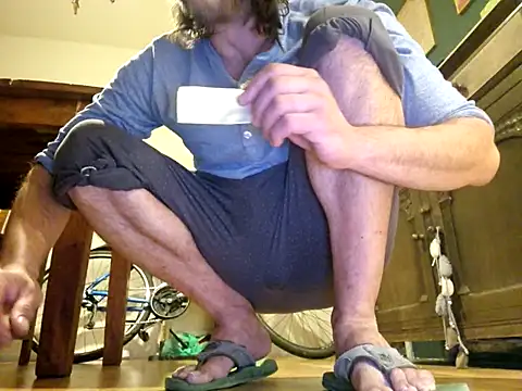 Snapshot of stavroun chatting on 8, 9, 2025 stavroun online show from 8, 9, 2025