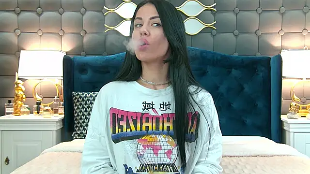 LeyaCass online show from 29, 12, 2024