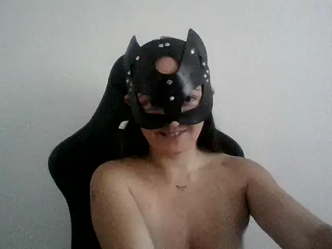 MaxWellas6 online show from 24, 6, 2026