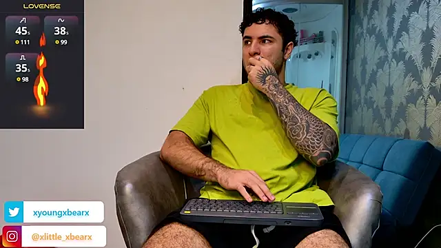 xlittle xbearx online show from 16, 3, 2025