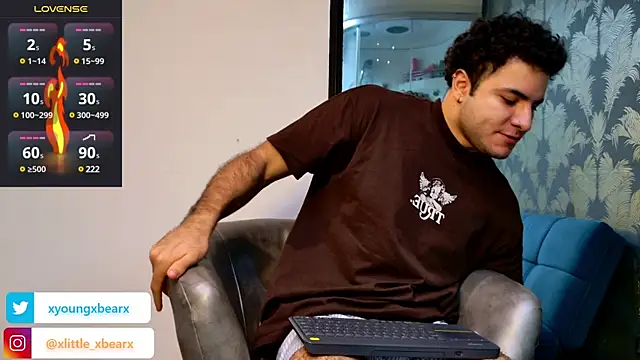 xlittle xbearx online show from 22, 3, 2025