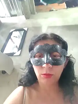 Snapshot of Mature-Mom chatting on 4, 3, 2025 Mature-Mom online show from 4, 3, 2025