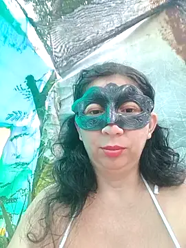 Snapshot of Mature-Mom chatting on 8, 3, 2025 Mature-Mom online show from 8, 3, 2025