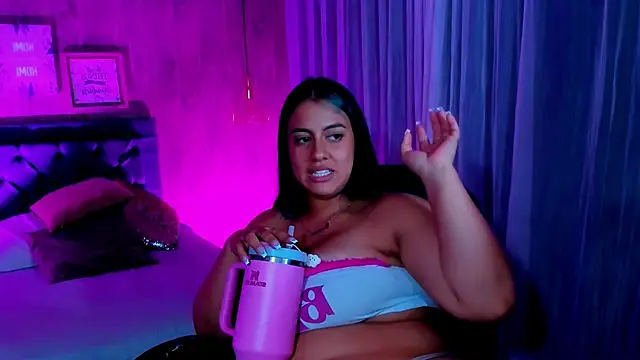 Xisu  online show from 31, 1, 2025