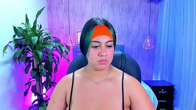 Xisu  online show from 22, 2, 2025