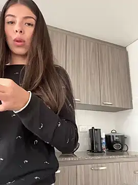 AmmyCollinsW online show from 6, 12, 2024