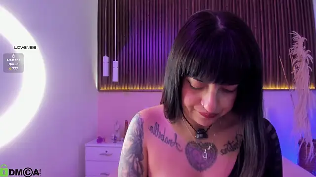 Liz grey  online show from 10, 6, 2026
